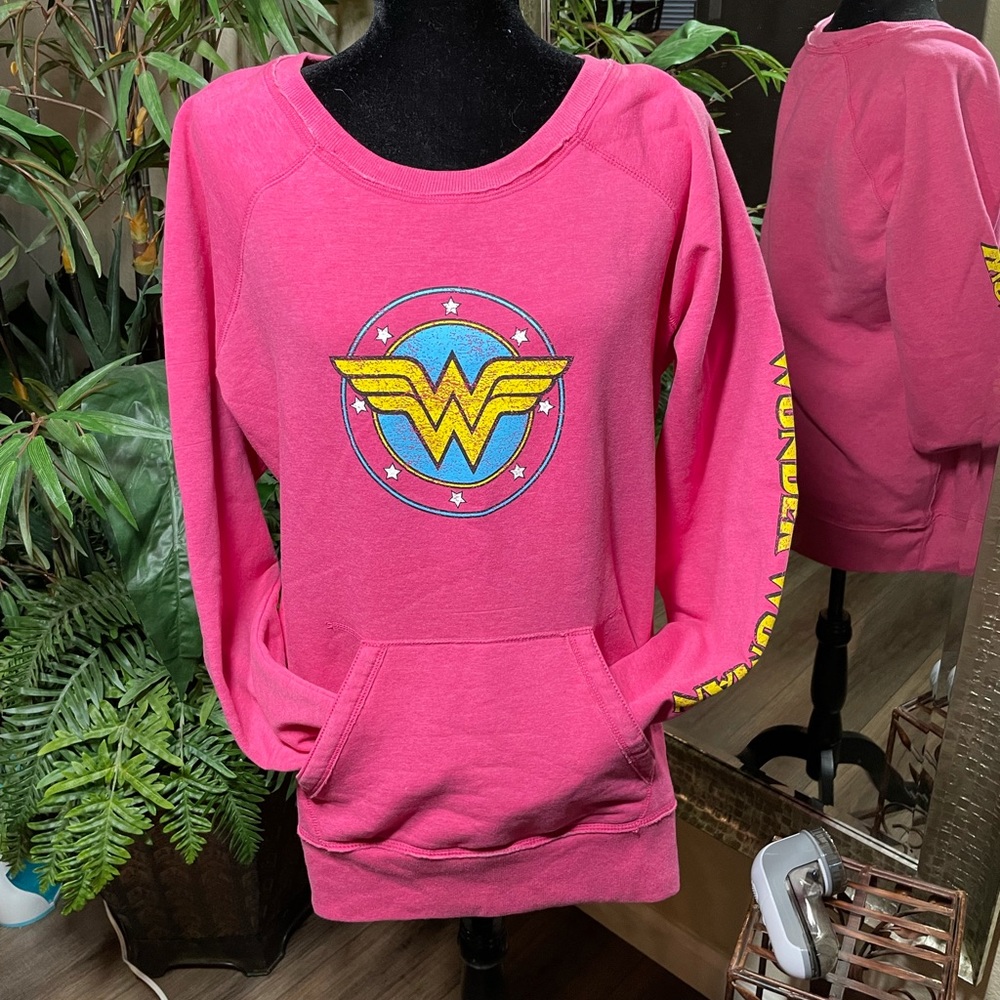 Wonder women sweater